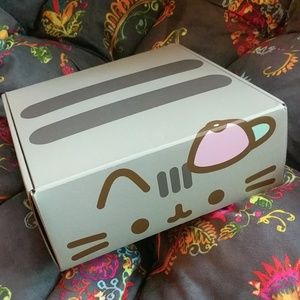 Spring 2019 Pusheen Box X-Small